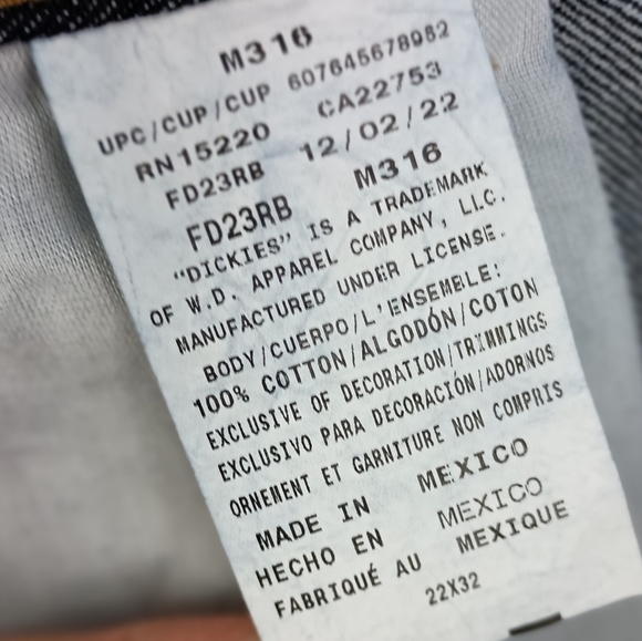 NWT Dickies Relaxed Fit Plus Size Jeans - Picture 8 of 8